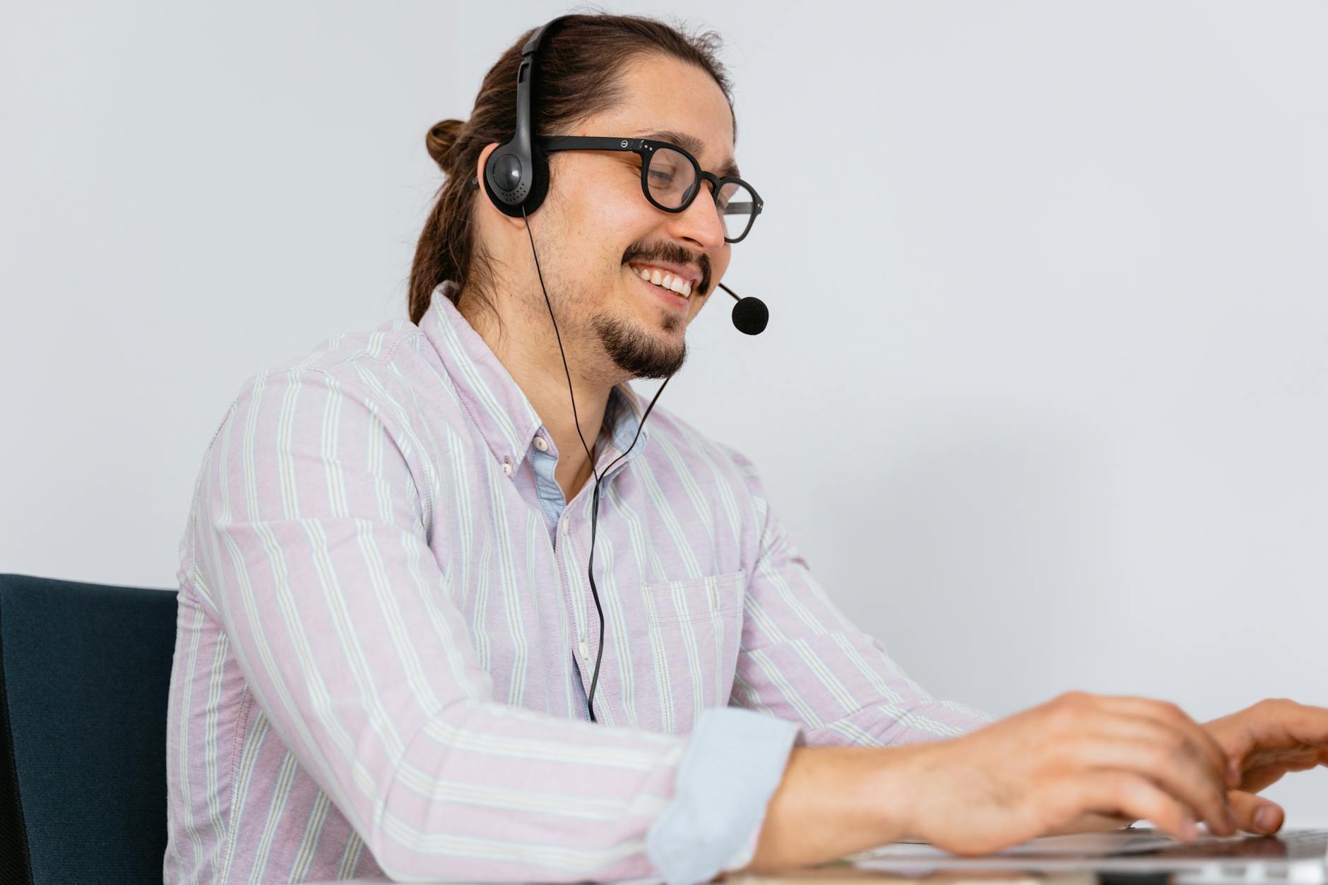 Maximize Your Clinics Potential: Embrace NABIDH Connected EMR Solutions